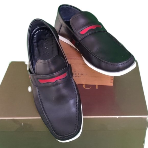 Gucci Other - Gucci Black Leather with Red Green Accent Boat Deck Loafers 107032 7D fits US 9